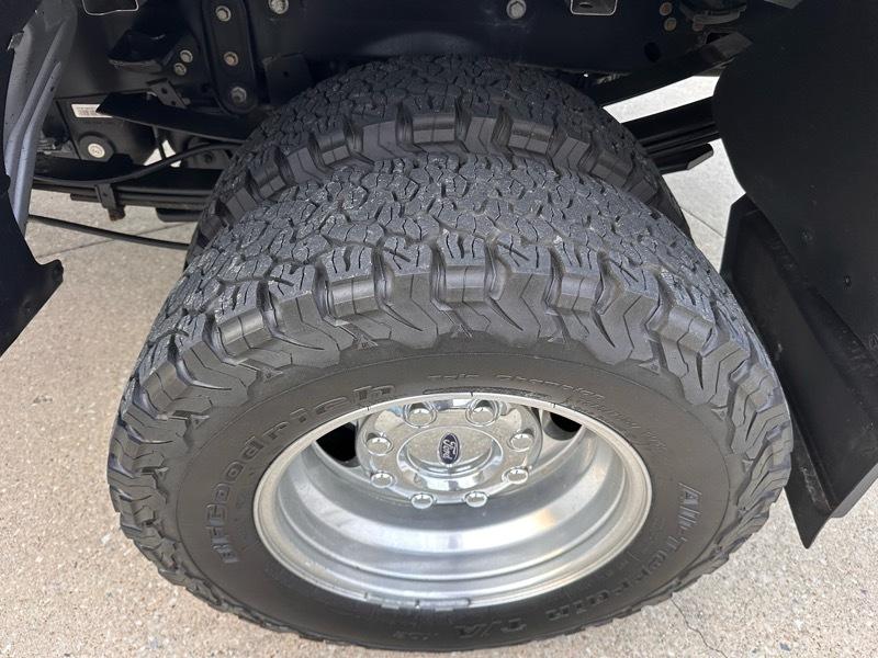 Ford F-350 SD Platinum Crew Cab Long Box 4WD DRW 2020