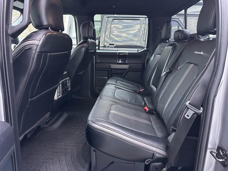 Ford F-350 SD Platinum Crew Cab Long Box 4WD DRW 2020