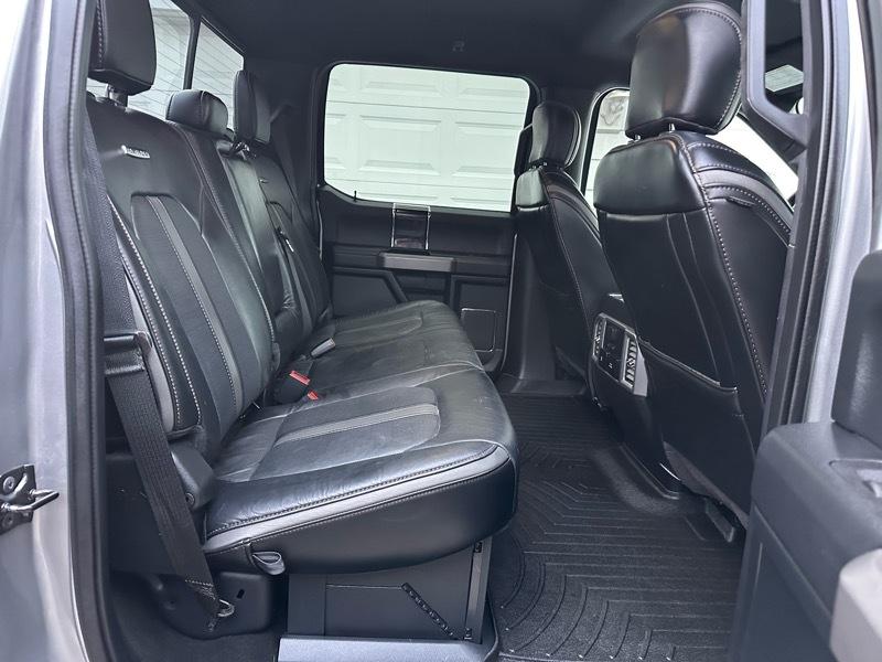 Ford F-350 SD Platinum Crew Cab Long Box 4WD DRW 2020