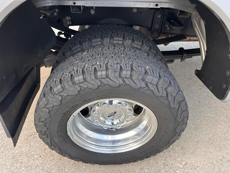 Ford F-350 SD Platinum Crew Cab Long Box 4WD DRW 2020