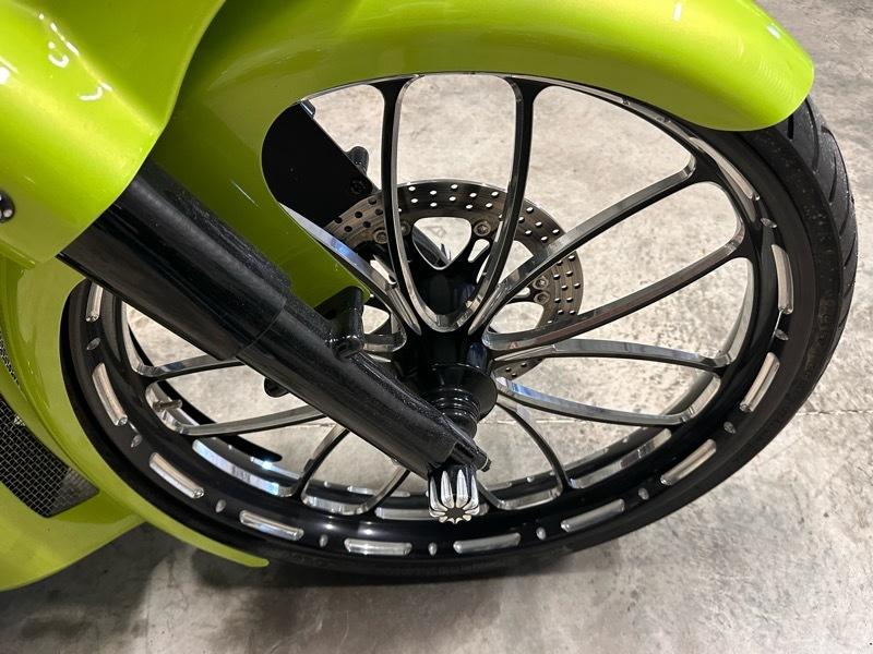 Harley-Davidson FLHP  2010