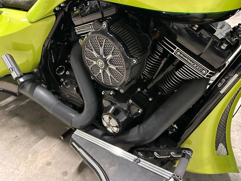 Harley-Davidson FLHP  2010