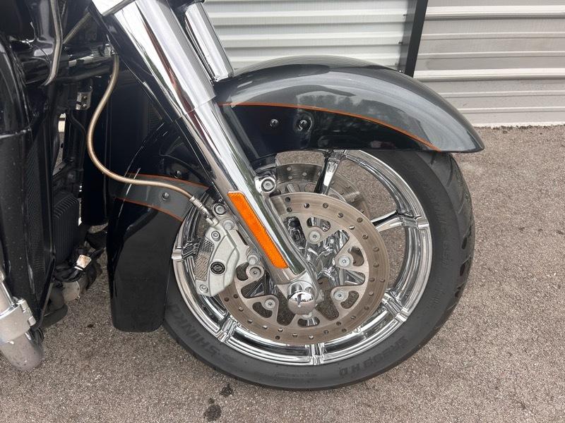 Harley-Davidson FLTRUSE  2016
