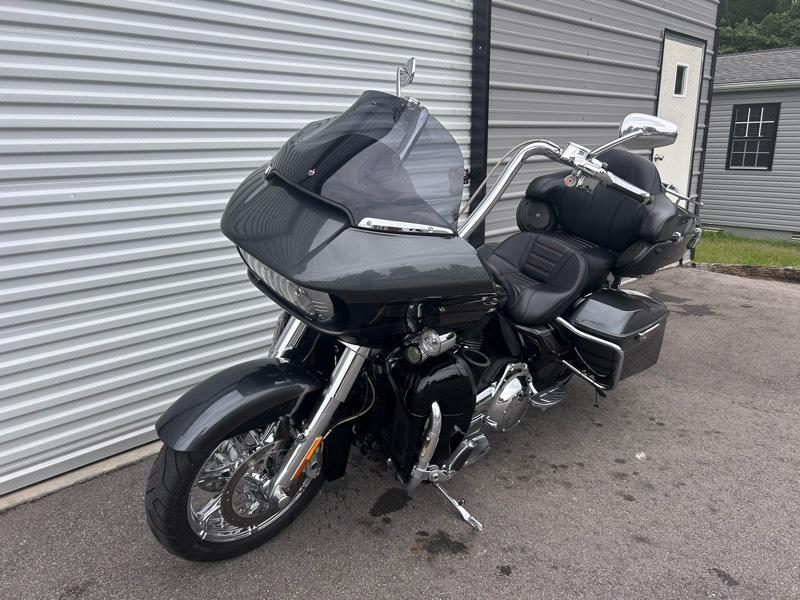 Harley-Davidson FLTRUSE  2016