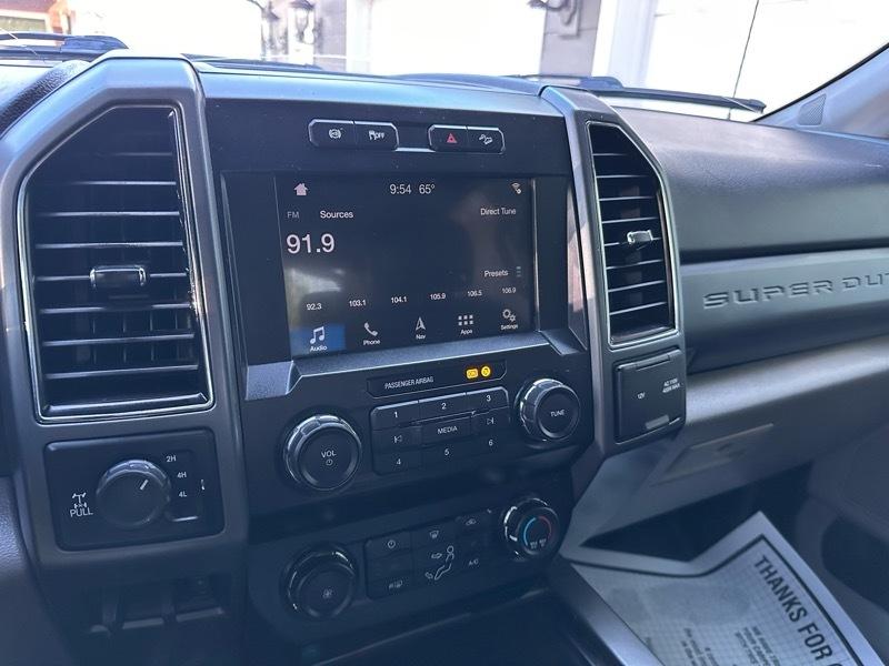 Ford F-250 SD Lariat Crew Cab 4WD 2019