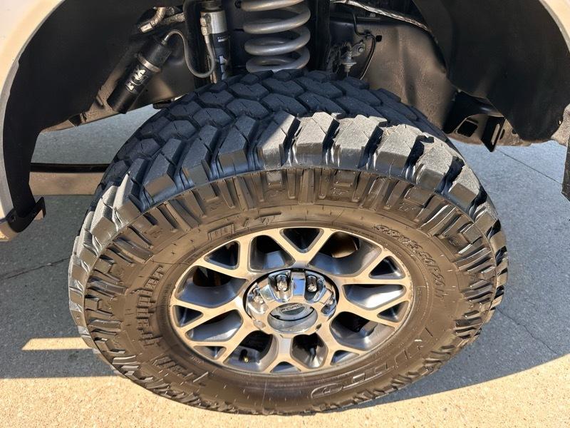 Ford F-250 SD Lariat Crew Cab 4WD 2019