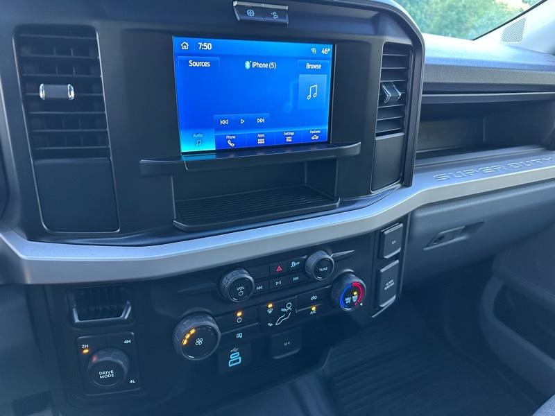 Ford F-350 SD XL DRW 4WD 2025