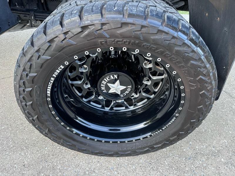 Ford F-350 SD XL DRW 4WD 2025