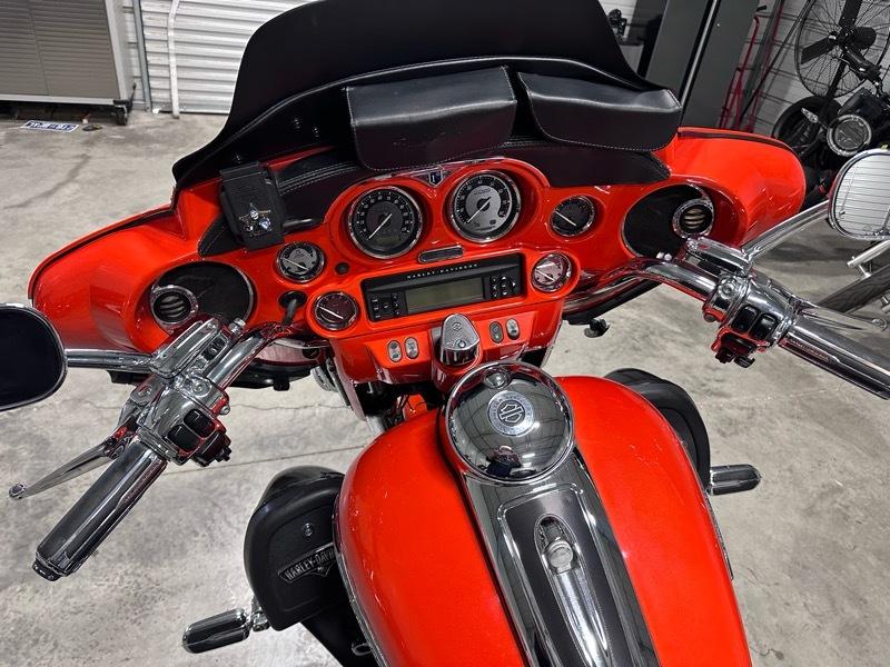Harley-Davidson FLHTCUSE  2012