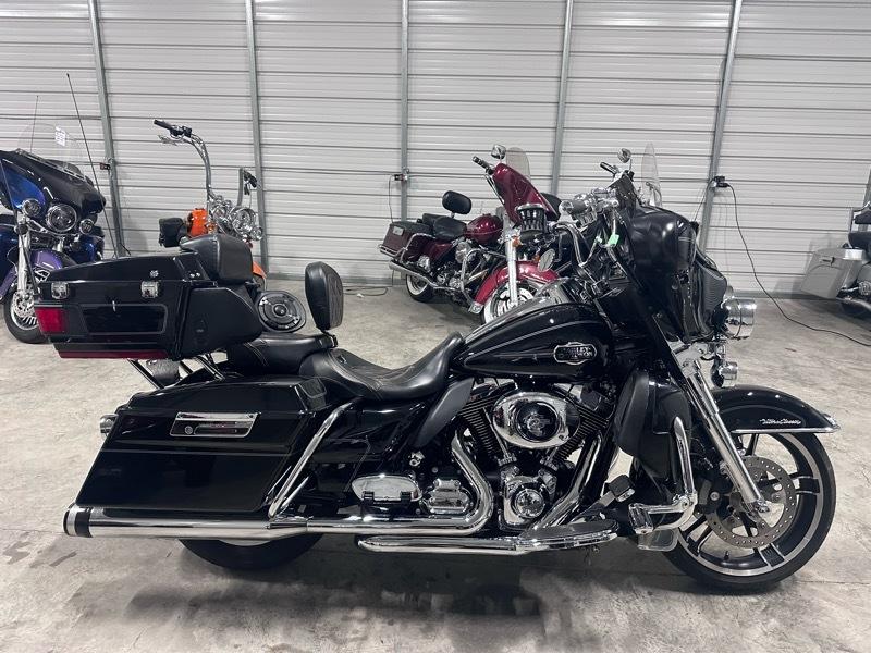 Harley-Davidson FLHTCU  2009