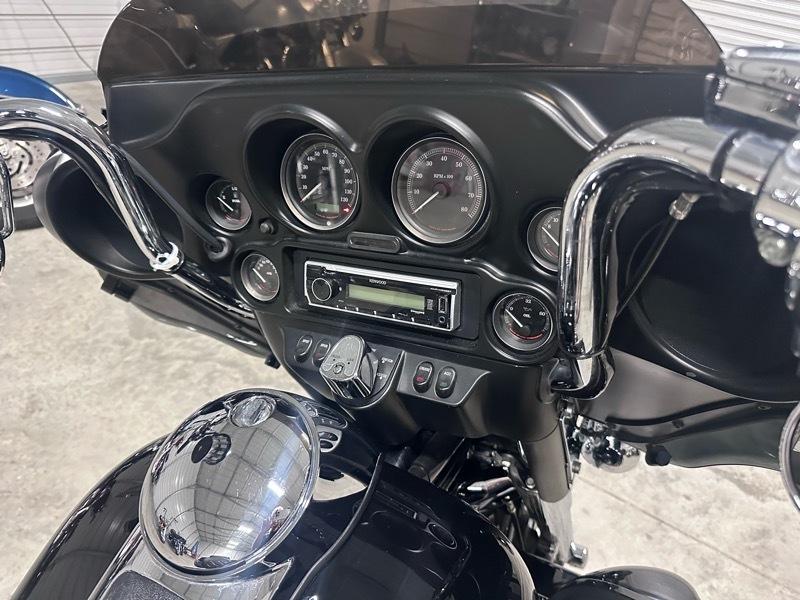 Harley-Davidson FLHTCU  2009