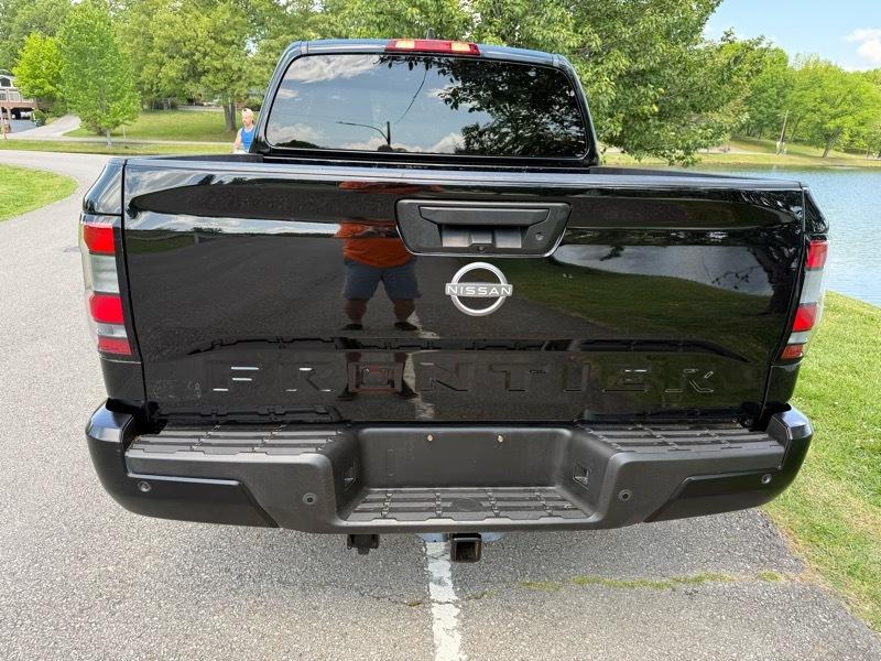 Nissan Frontier S Crew Cab 2WD 2022