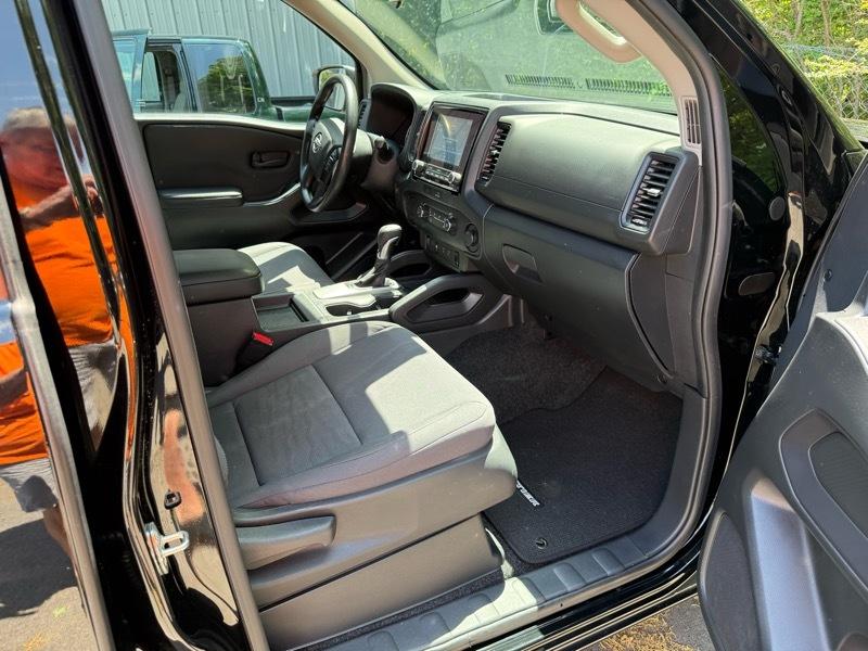 Nissan Frontier S Crew Cab 2WD 2022