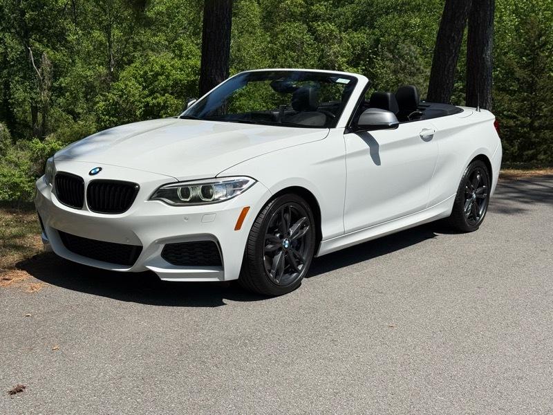 BMW 2-Series M240i Convertible 2017