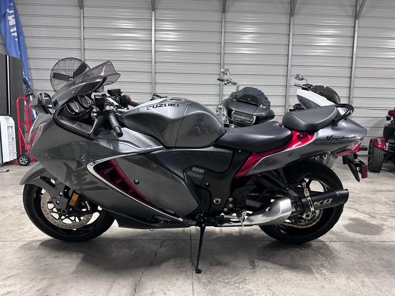 Suzuki GSX1300RR  2023