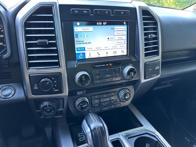 Ford F-150 Platinum SuperCrew 4WD 2018