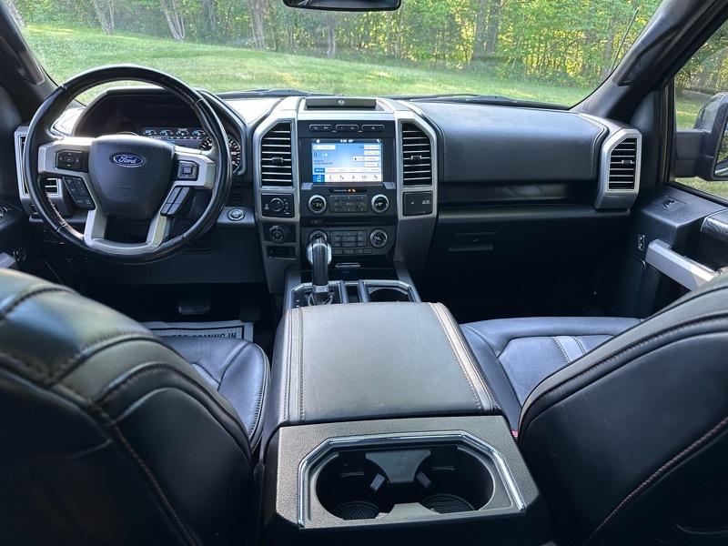 Ford F-150 Platinum SuperCrew 4WD 2018