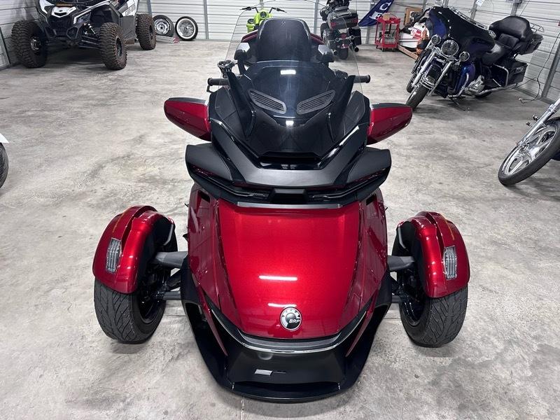 Can-Am Spyder RS  2021