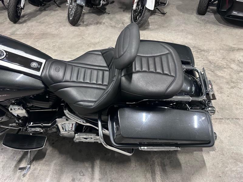 Harley-Davidson FLHRI  2005