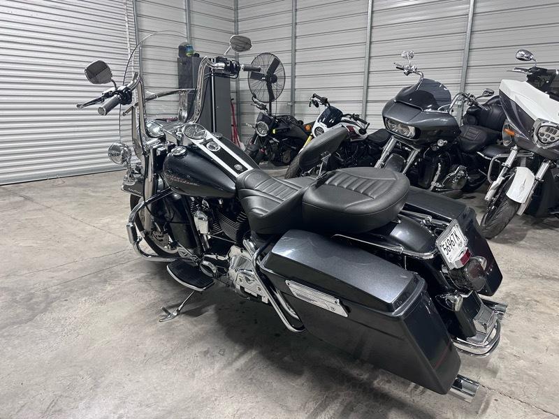 Harley-Davidson FLHRI  2005