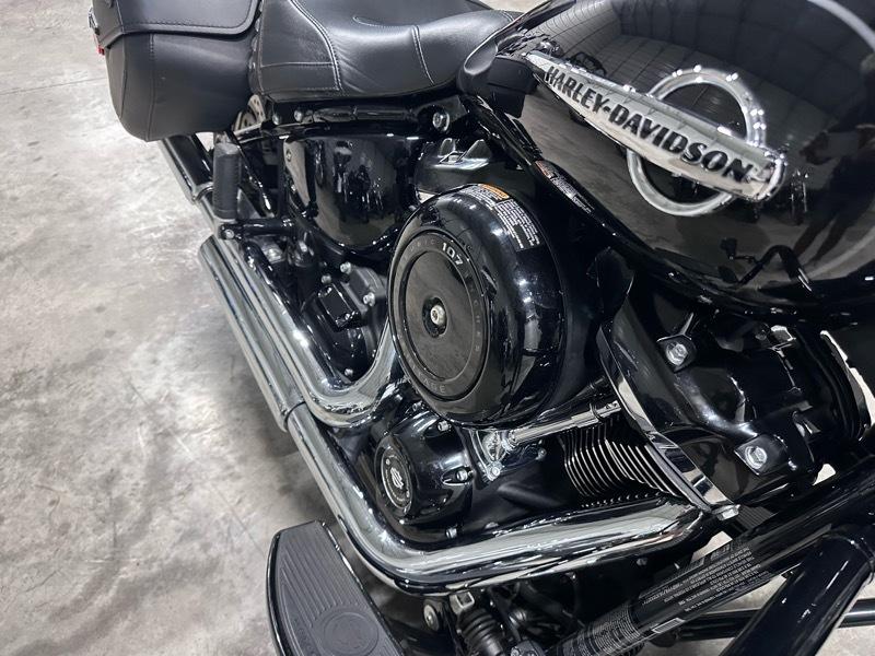 Harley-Davidson FLHC  2018