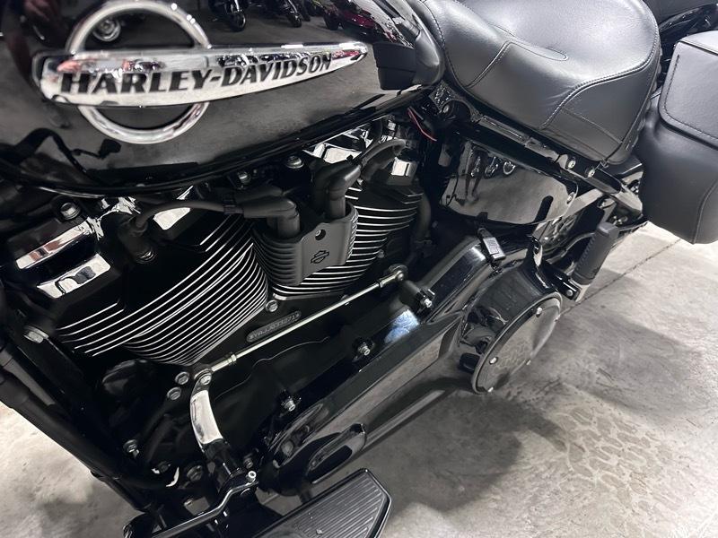 Harley-Davidson FLHC  2018