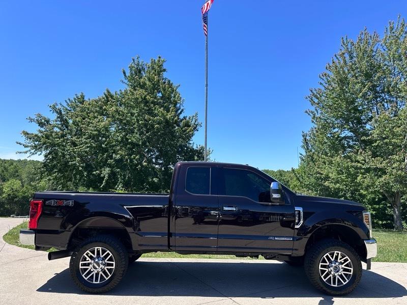 Ford F-350 SD Lariat Crew Cab 4WD 2018