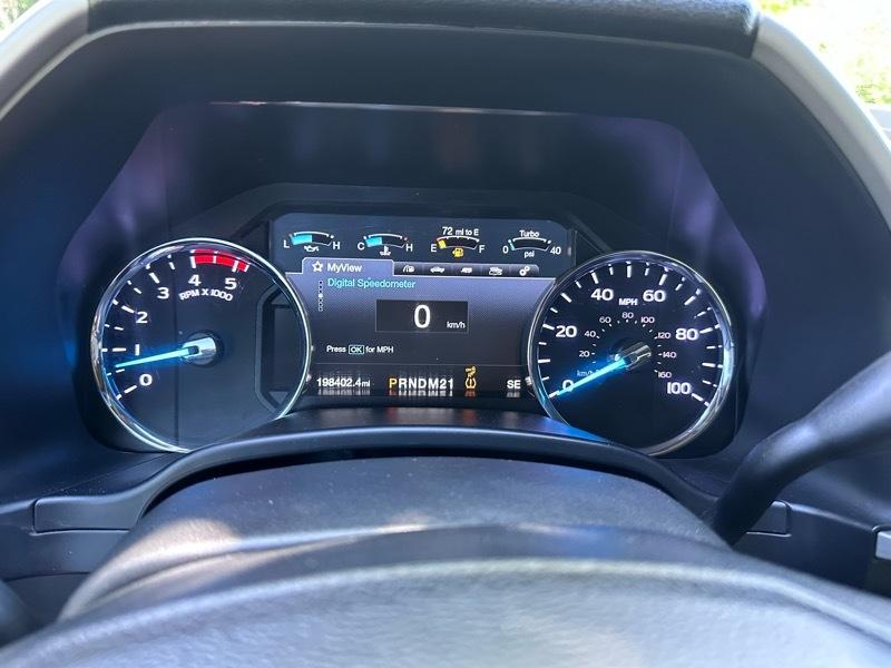 Ford F-350 SD Lariat Crew Cab 4WD 2018