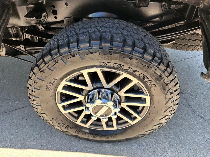 Ford F-350 SD Lariat Crew Cab 4WD 2018