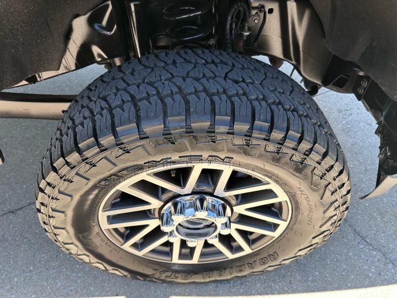Ford F-350 SD Lariat Crew Cab 4WD 2018