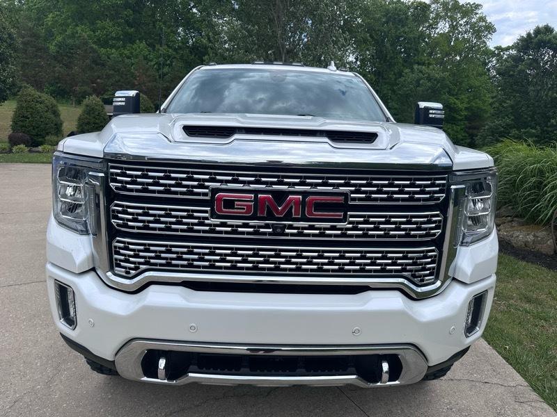 GMC Sierra 2500HD Denali Crew Cab 4WD 2020