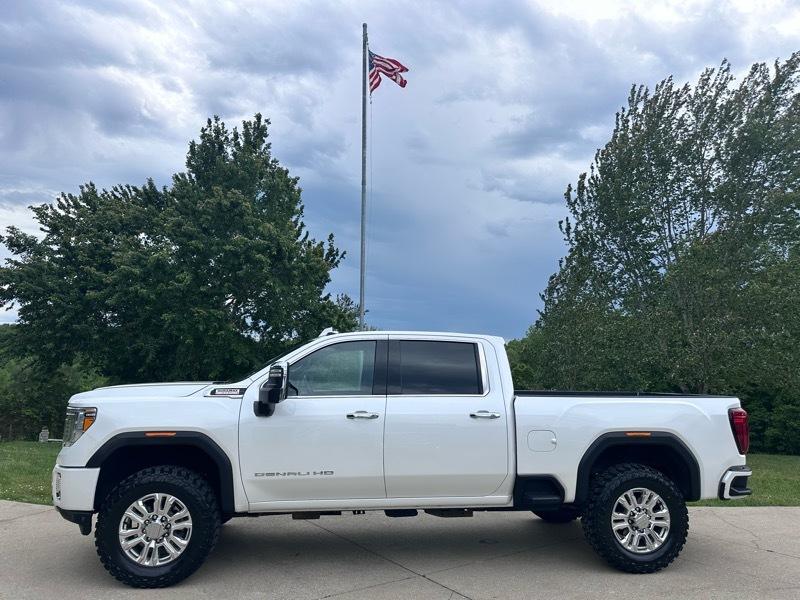 GMC Sierra 2500HD Denali Crew Cab 4WD 2020