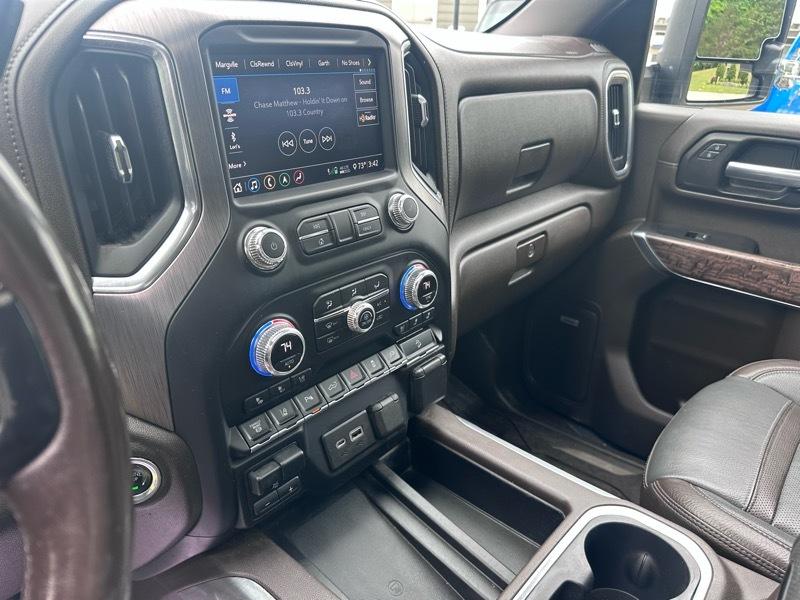 GMC Sierra 2500HD Denali Crew Cab 4WD 2020