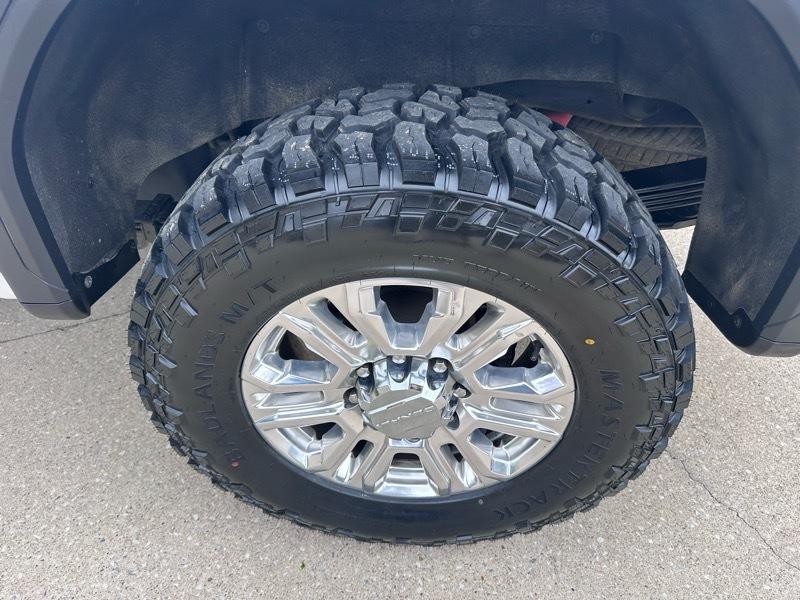 GMC Sierra 2500HD Denali Crew Cab 4WD 2020