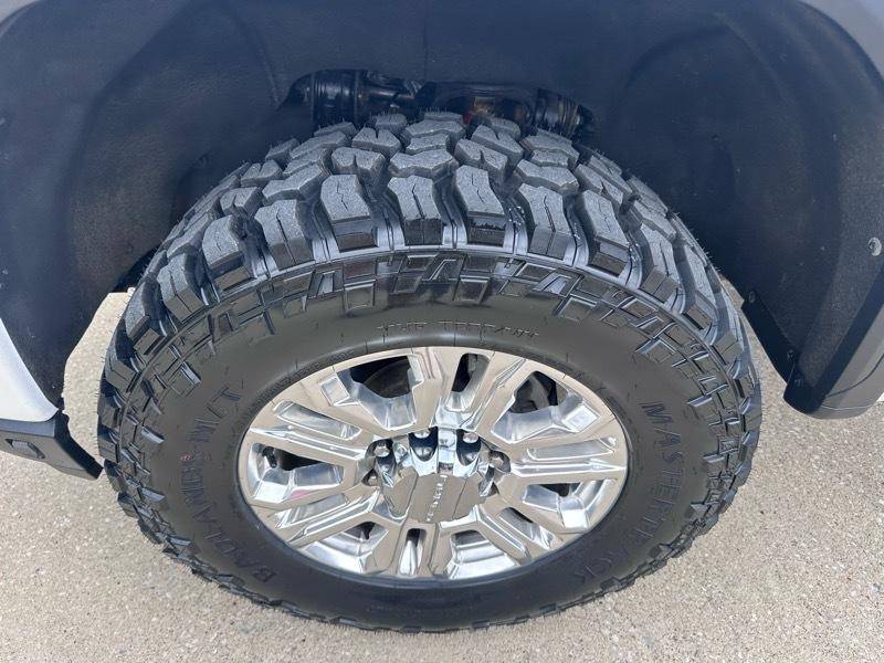 GMC Sierra 2500HD Denali Crew Cab 4WD 2020