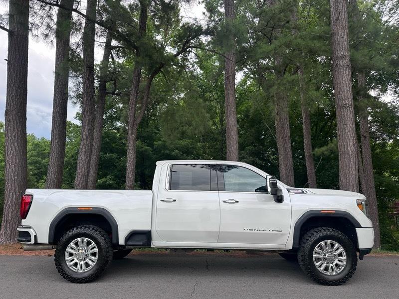 GMC Sierra 2500HD Denali Crew Cab 4WD 2020