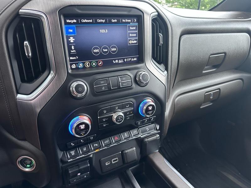 GMC Sierra 2500HD Denali Crew Cab 4WD 2020