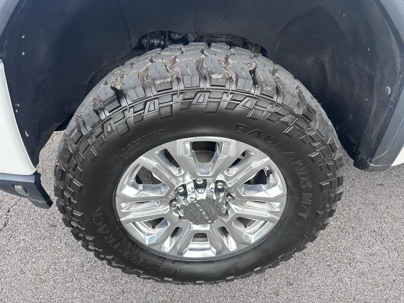 GMC Sierra 2500HD Denali Crew Cab 4WD 2020