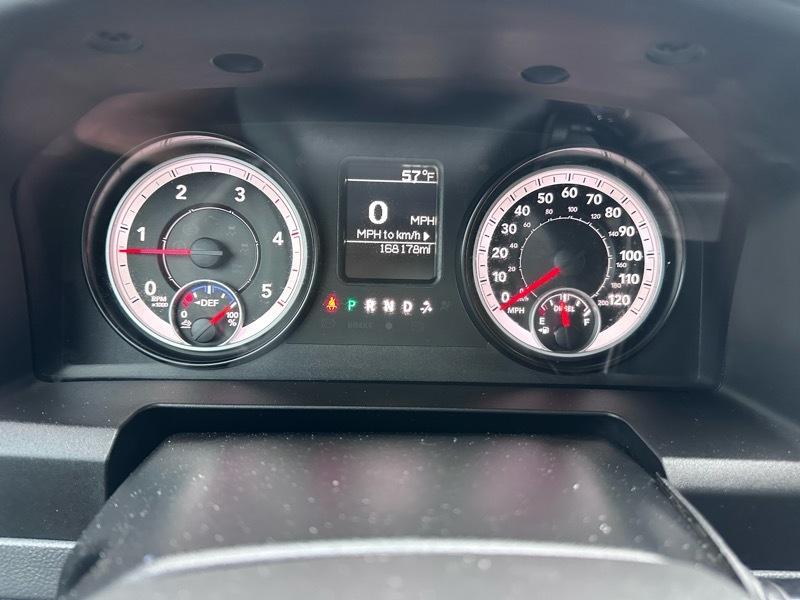 RAM 2500 Tradesman Crew Cab SWB 4WD 2015