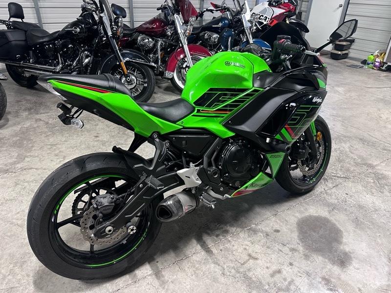 Kawasaki Ninja 650  2023