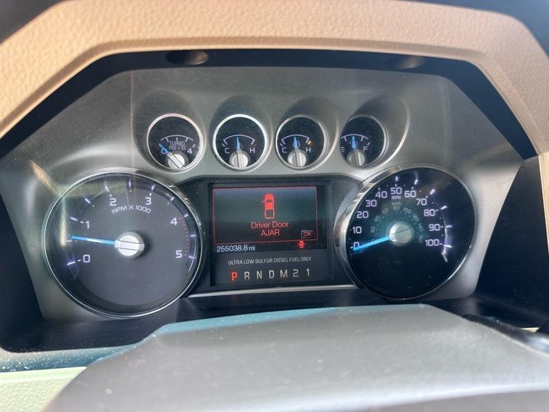 Ford F-250 SD Lariat Crew Cab 4WD 2015