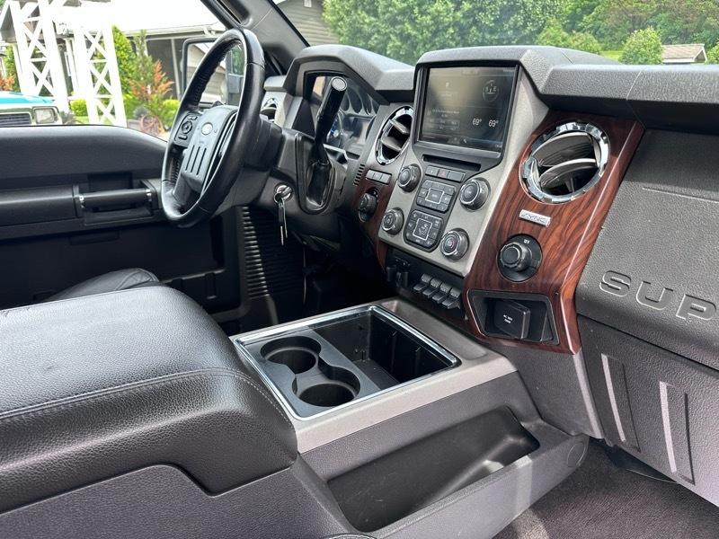 Ford F-250 SD Lariat Crew Cab 4WD 2014