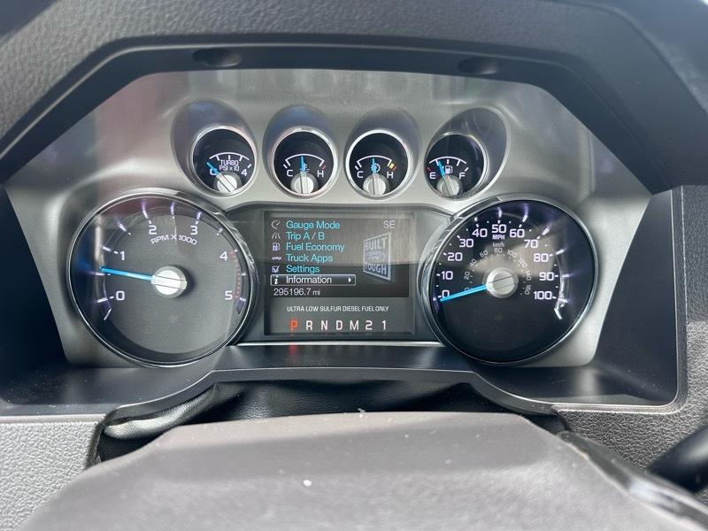 Ford F-250 SD Lariat Crew Cab 4WD 2014
