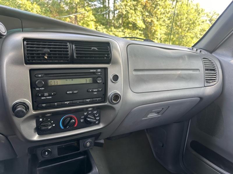 Ford F-150 XL SuperCrew 6.5-ft. Bed 4WD 2011