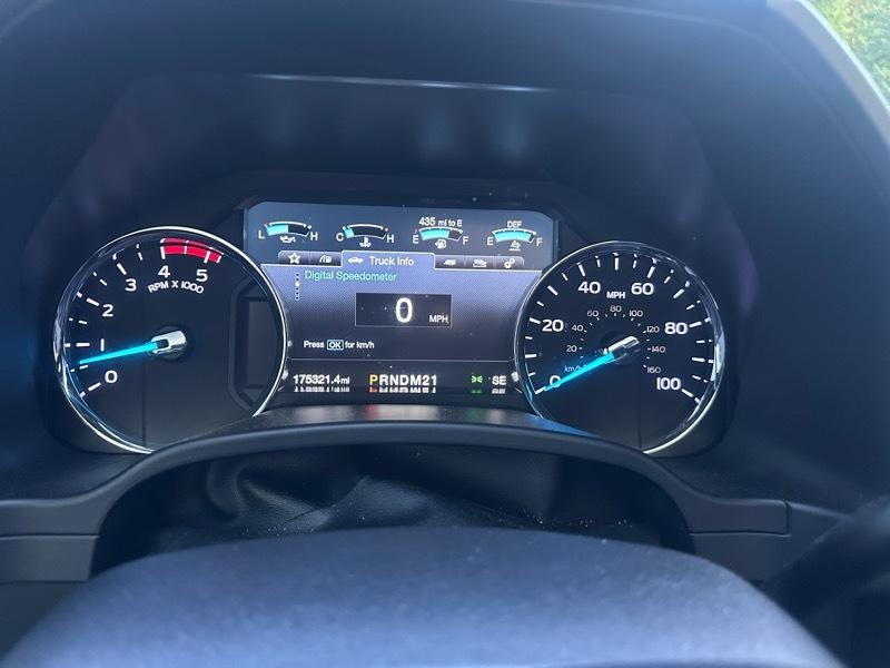 Ford F-350 SD Lariat Crew Cab 4WD 2018