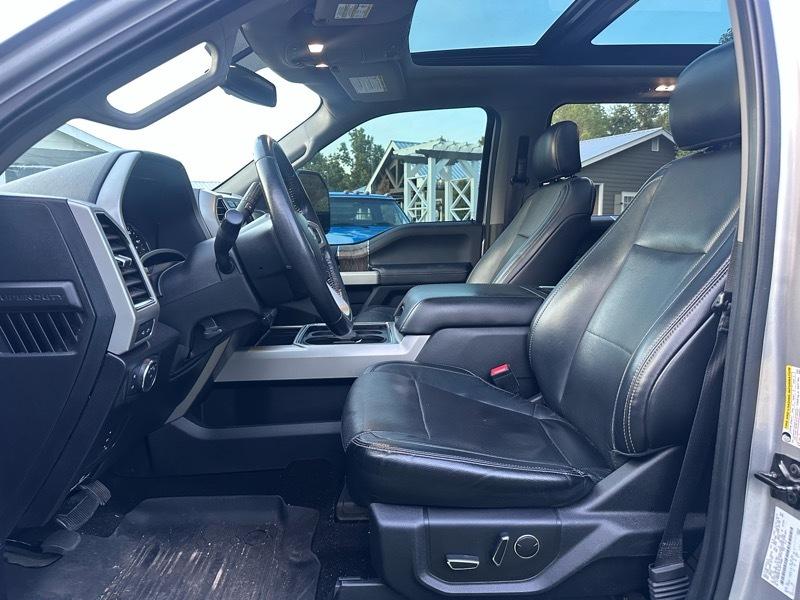 Ford F-350 SD Lariat Crew Cab 4WD 2018