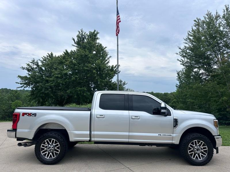 Ford F-350 SD Lariat Crew Cab 4WD 2018