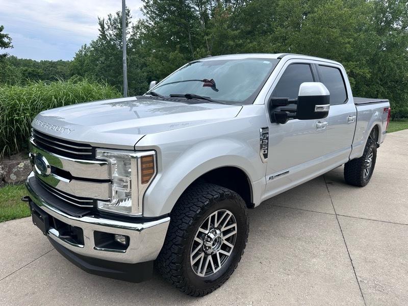 Ford F-350 SD Lariat Crew Cab 4WD 2018