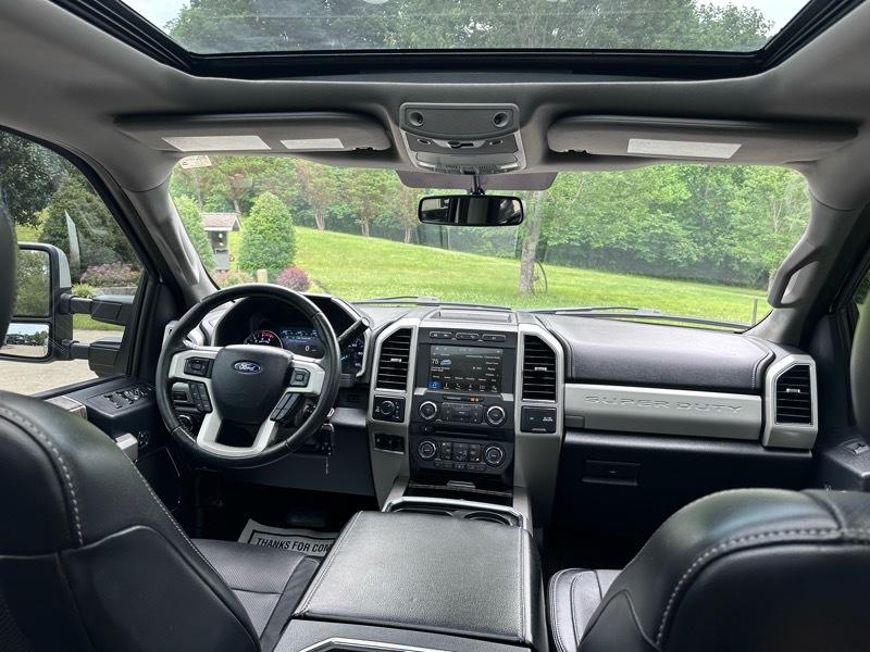Ford F-350 SD Lariat Crew Cab 4WD 2018