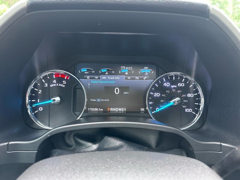 Ford F-350 SD Lariat Crew Cab 4WD 2018
